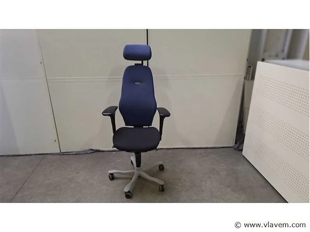 Ergonomische bureaustoel kinnarps plus(6) - afbeelding 1 van  13