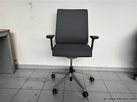 Ergonomische bureaustoel steelcase think - afbeelding 1 van  8