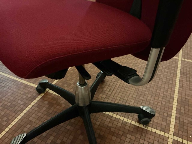Ergonomische directiestoel / bureaustoel met hoge rugleuning – rood - afbeelding 4 van  8