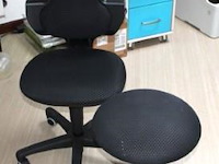 Ergonomische verrijdbare burostoel plus verrijdbare kruk - afbeelding 1 van  2