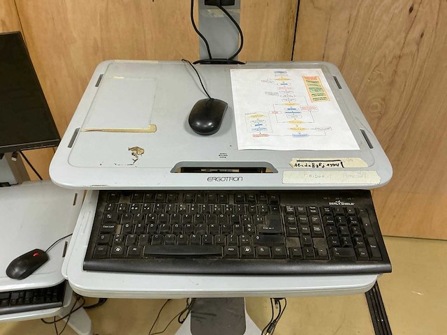 Ergotron mobiel werkstation voor computers (2x) - afbeelding 11 van  15