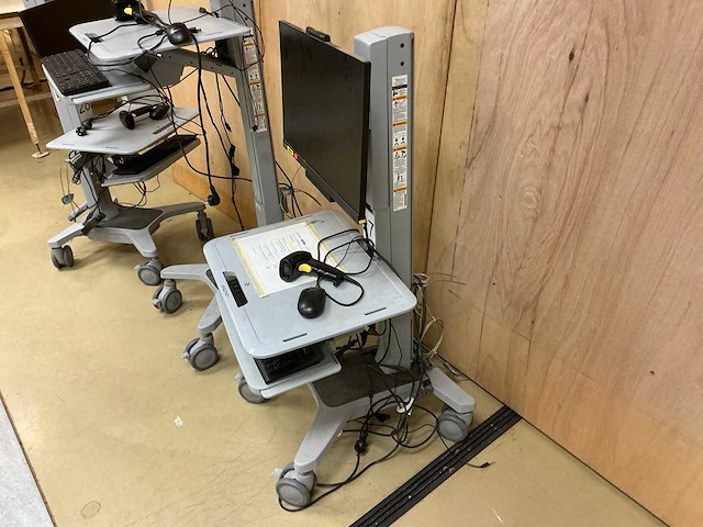 Ergotron mobiel werkstation voor computers (3x) - afbeelding 7 van  15