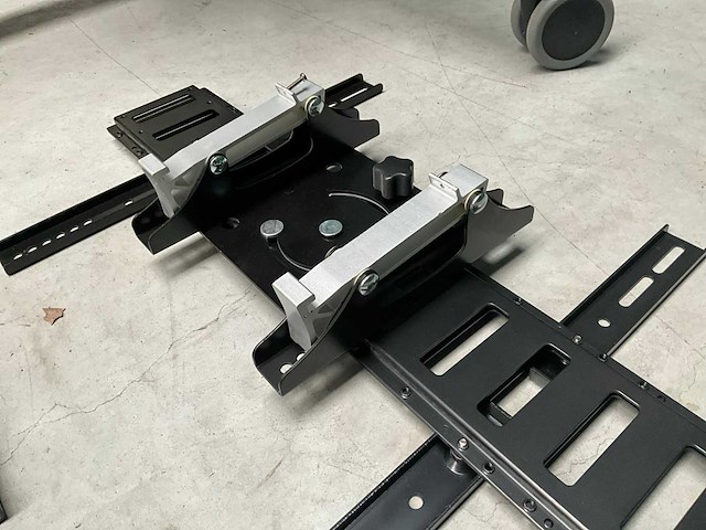 Ergotron mobiele display standaard + 2 muurbeugels - afbeelding 2 van  6