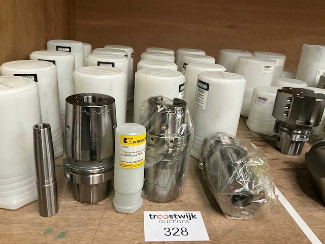 Erickson en kennametal hska100 krimphouders (19x) - afbeelding 1 van  4