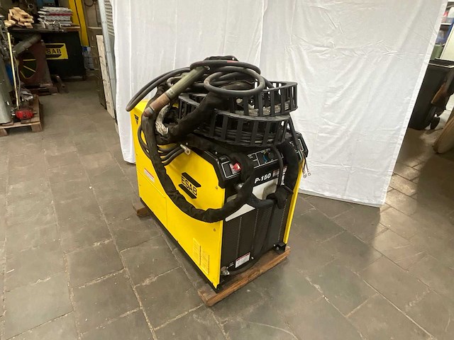 Esab - 2004 - esp-150 plasma - plasmasnijmachine - afbeelding 1 van  7