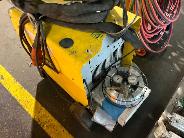 Esab lax 380 mig lasapparaat - afbeelding 5 van  8