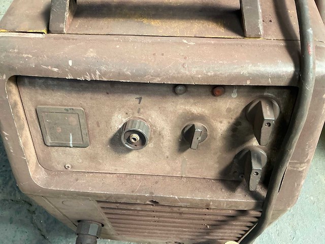 Esab lkb 320 mig lasapparaat - afbeelding 7 van  10