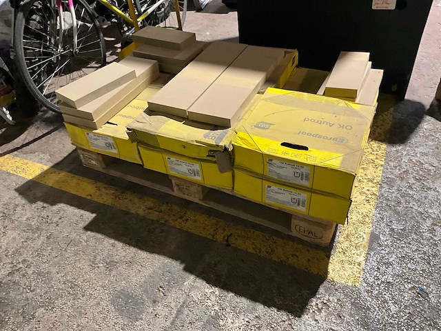 Esab ok autorod 12.32 lasbobijnen (9x) - afbeelding 1 van  5