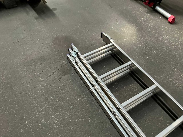 Escalo stabilo ii 3x9 schuifladder 3 delig - afbeelding 4 van  6