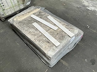 Eski beige natuursteen plint 140 lm - afbeelding 2 van  4
