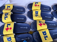 Esmara limited lidl fan collectie slippers diverse maten (16x) - afbeelding 3 van  6