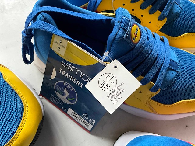 Esmara limited lidl fan collectie sneakers diverse maten (8x) - afbeelding 2 van  10