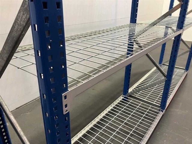 Esmena - grootvakstelling - various racking - afbeelding 6 van  7