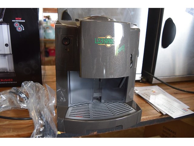 Espresso machine voor rombouts pads 220v - afbeelding 1 van  5