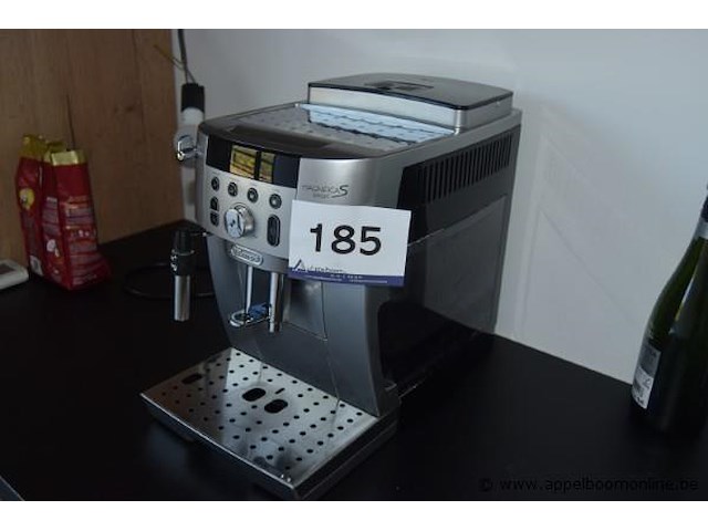 Espressomachine, delonghi, magnifica s smart, werking niet gekend - afbeelding 1 van  2