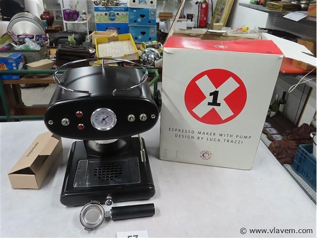 Espressomachine nieuw - afbeelding 1 van  4