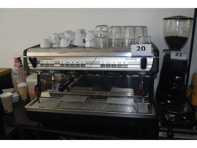 Espressomachine, simonelli, appia ii, werking niet gekend - afbeelding 1 van  3