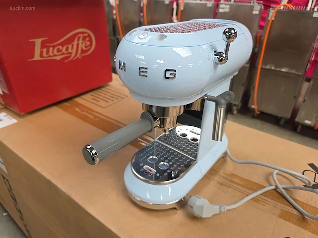 Espressomachine smeg ecf01pbeu - afbeelding 1 van  5
