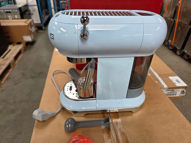 Espressomachine smeg ecf01pbeu - afbeelding 3 van  6