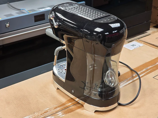 Espressomachine smeg ecf02bleu - afbeelding 3 van  3