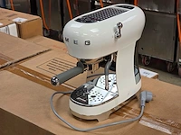 Espressomachine smeg ecf02wheu