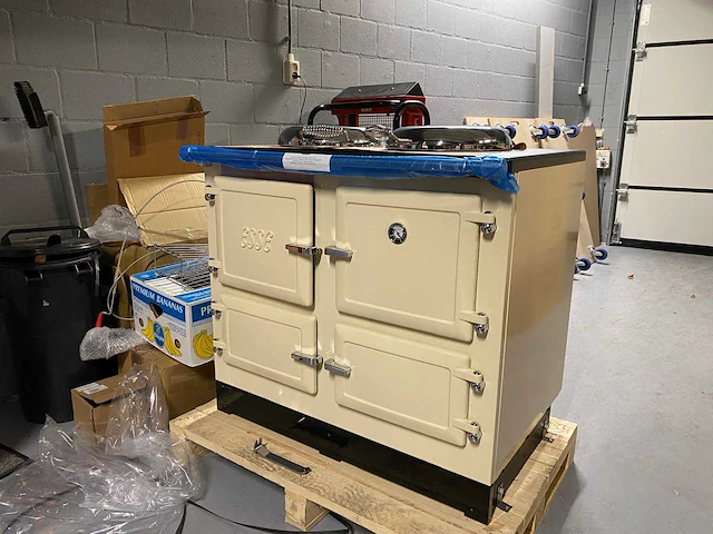 Esse - houtgestookte cooker / houtfornuis - wood stove - afbeelding 1 van  5