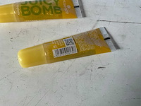 Essence juicy bomb mellow mango shiny lipgloss 10 ml (100x) - afbeelding 3 van  4