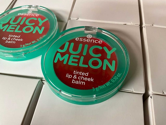 Essence juicy melon tinted lip & cheek balm 3g (60x) - afbeelding 2 van  3