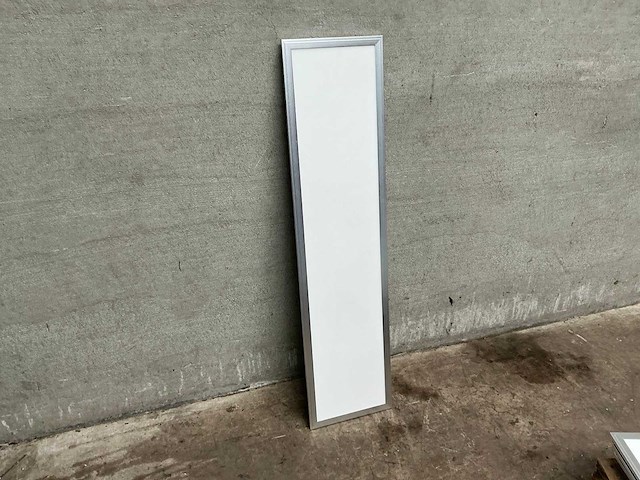 Esttech - led paneel (14x) - afbeelding 1 van  4