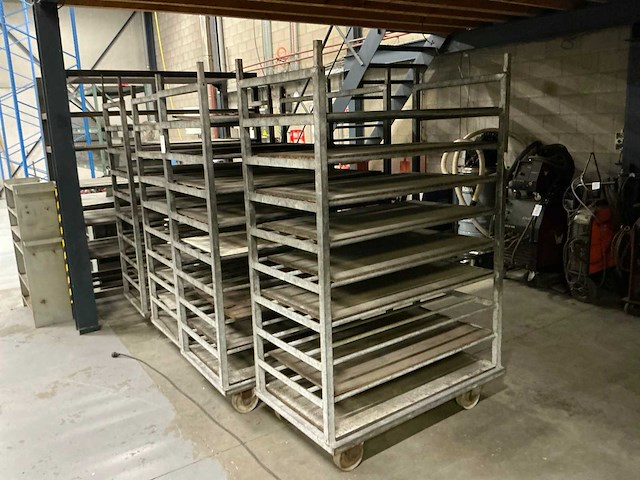 Etagekar (4x) - afbeelding 2 van  3