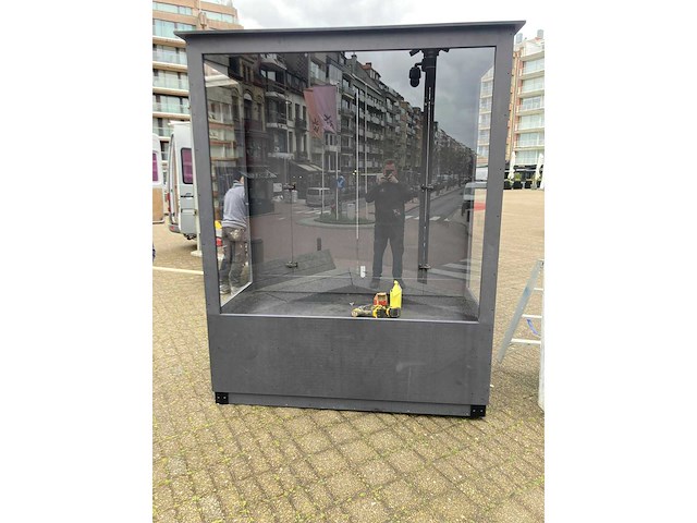 Etalage kiosk (5x) - afbeelding 1 van  7