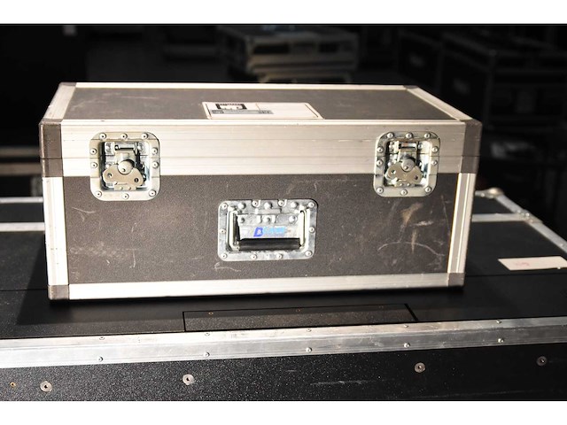 Etc - colorsourc cyc - led cyc incl flightcase (2x) - afbeelding 3 van  3