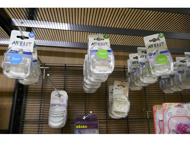 Eten en drinken voor baby's - afbeelding 5 van  6