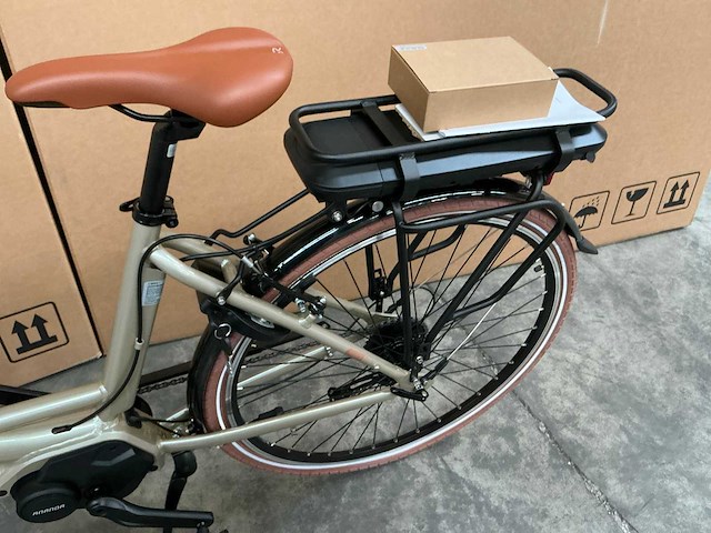 Eterra meddio 28" - afbeelding 1 van  12