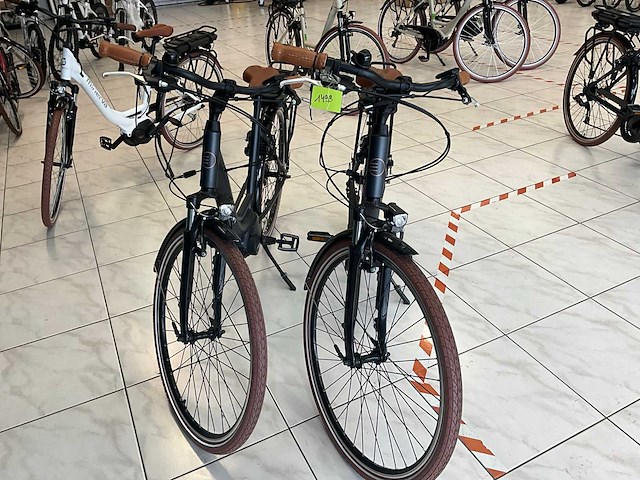 Eterra medio 9 elektrische fiets ongebruikt (2x) - afbeelding 2 van  7