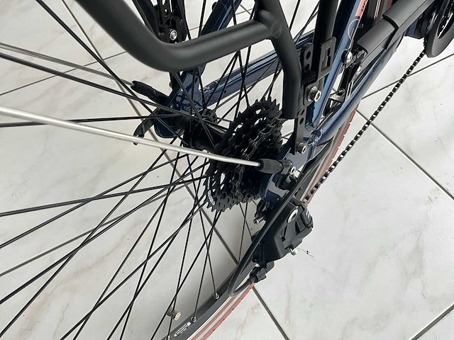 Eterra medio 9 elektrische fiets ongebruikt - afbeelding 2 van  6