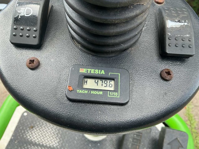 Etesia mkhp zitmaaier - afbeelding 4 van  4