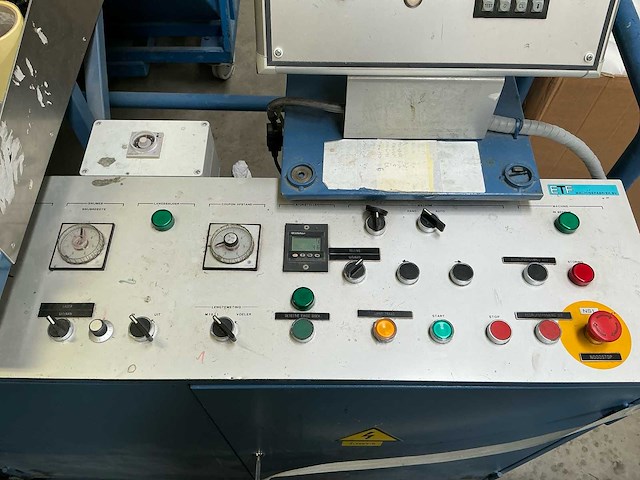 Etf - m 5422-19 - textiel tapijt snijmachine (5000mm) - 1990 - afbeelding 9 van  11