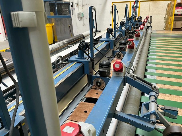 Etf - m 5422-19 - textiel tapijt snijmachine (5000mm) - 1990 - afbeelding 2 van  18