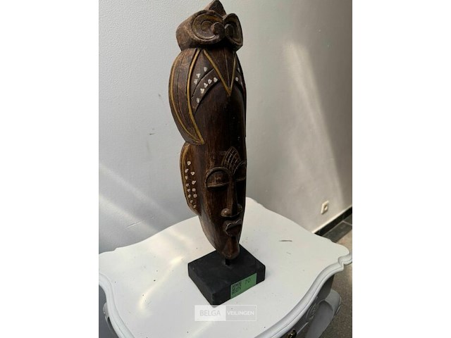 Etnisch masker houtsnijwerk - afbeelding 2 van  2