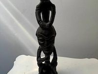 Etnisch masker houtsnijwerk - afbeelding 2 van  3