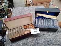 Etui met glaswerk - afbeelding 1 van  1