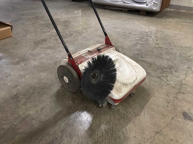 Eureka pic.151 veegmachine - afbeelding 1 van  1