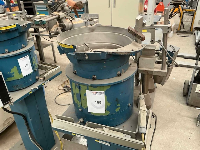 Euro 250 vibrating bowl feeder - afbeelding 2 van  3