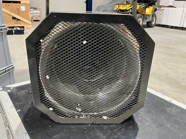 Euro lite black gun 400w uv-schijnwerper - afbeelding 3 van  4