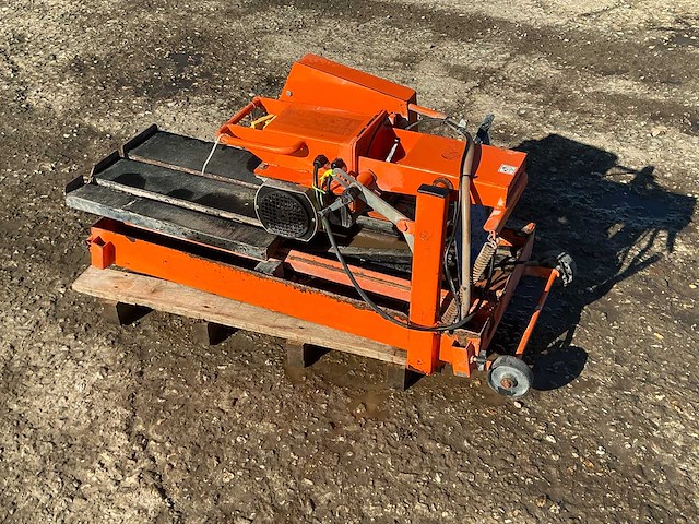 Euro shatal ts351-45 steenzaagmachine - afbeelding 3 van  5