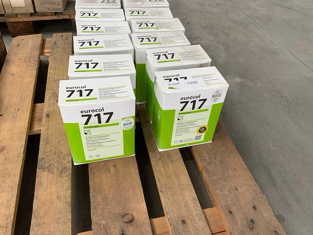 Eurocol 717 eurofine wd voegmateriaal (14x) - afbeelding 1 van  3