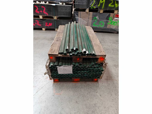 Euroepees fabrikaat ronde paal lot tuinpalen - afbeelding 2 van  2