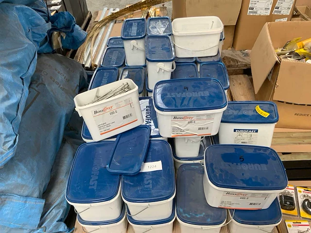 Eurofast bosscover eds-s partij dakschroeven - afbeelding 1 van  7