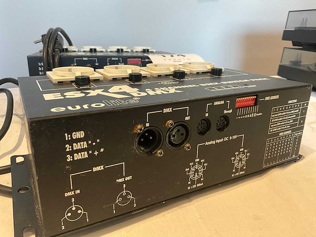 Eurolite esx4 dmx switchpack overige lichttechniek (2x) - afbeelding 2 van  3
